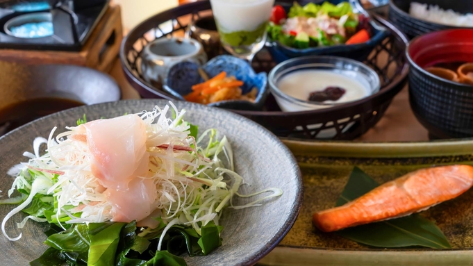 【1泊朝食】お部屋お任せなのでリーズナブル！大浴場でゆったり＆海鮮しゃぶしゃぶ付〇ビジネスにも